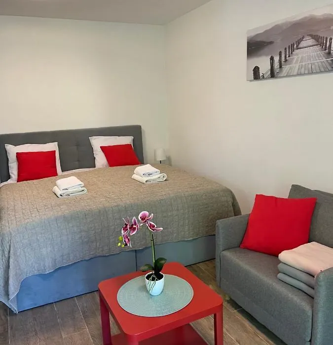 Al-Dom Apartamenty Zaciszny-1